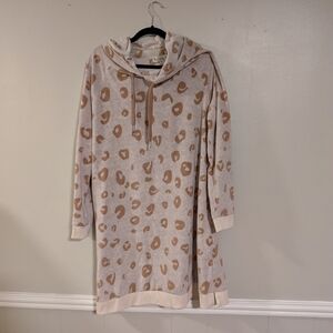 Koolaburra UGG Women's Leapard Print Long Sleeve Hoodie Size M